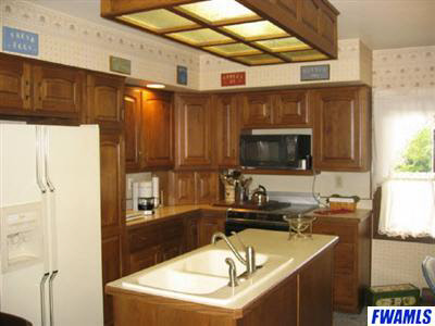 11636 State Rte 101 Monroeville, IN 46773 - Photo 4 of 20