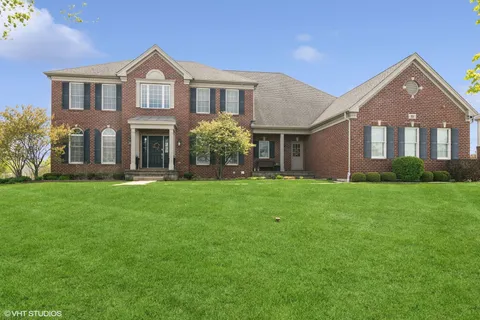 $929,900 | 11 Crystal Downs Drive, Hawthorn Woods, IL 60047