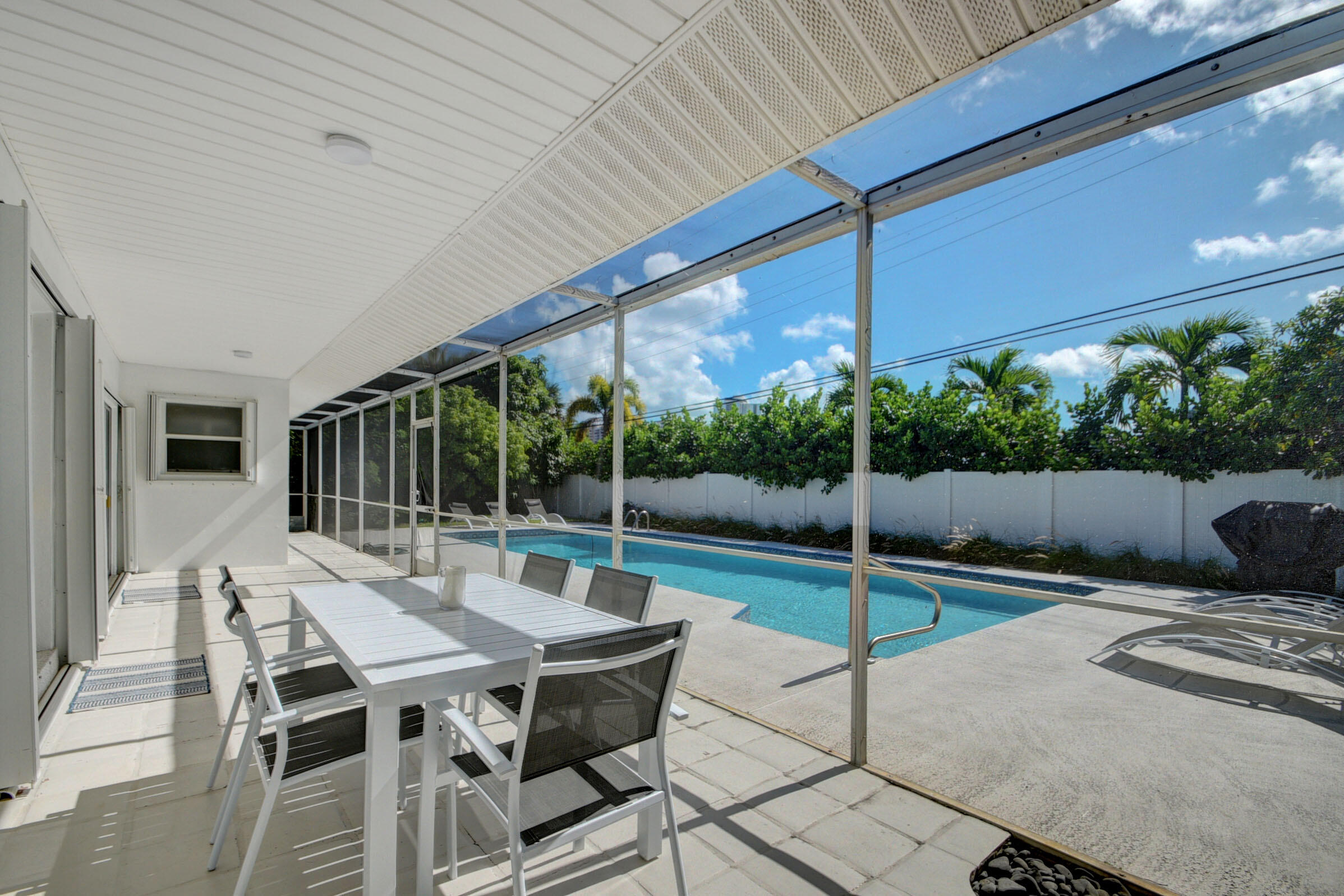 1171 Bimini Lane Singer Island, FL 33404 - Photo 39 of 61 31_house (31)