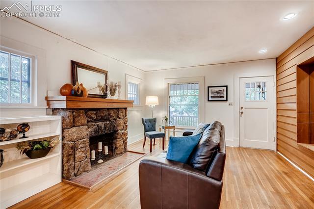 906 West Cheyenne Road Colorado Springs, CO 80906 - Photo 2 of 27 Gallery Image 2