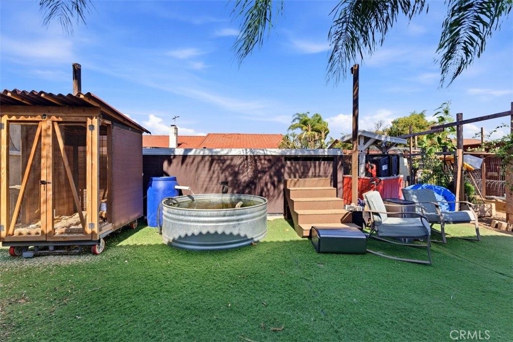 847 South Arrowhead Avenue Rialto, CA 92376 - Photo 21 of 30 Photo has been edited to remove personal items