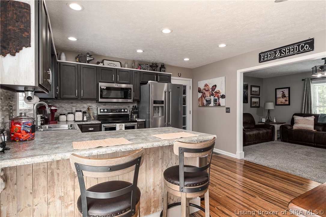 6251 Sarles Creek Road Floyds Knobs, IN 47119 - Photo 11 of 90