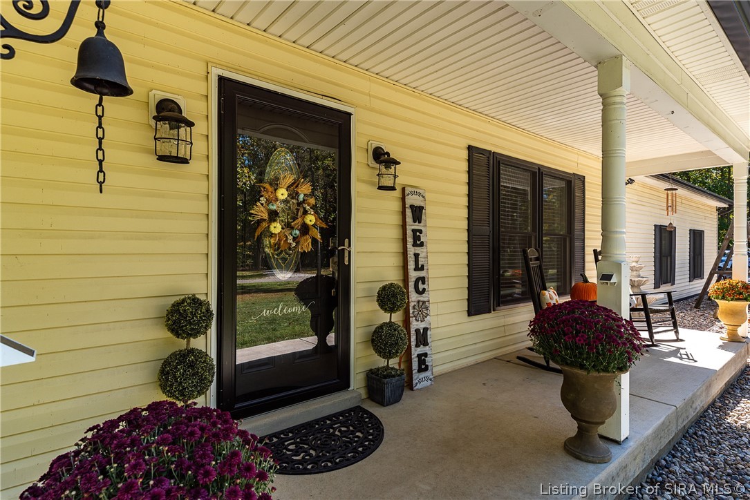 6251 Sarles Creek Road Floyds Knobs, IN 47119 - Photo 2 of 90