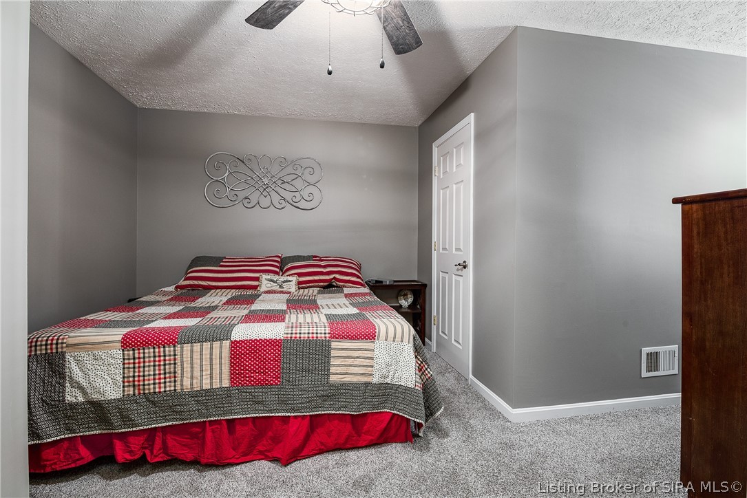 6251 Sarles Creek Road Floyds Knobs, IN 47119 - Photo 21 of 90