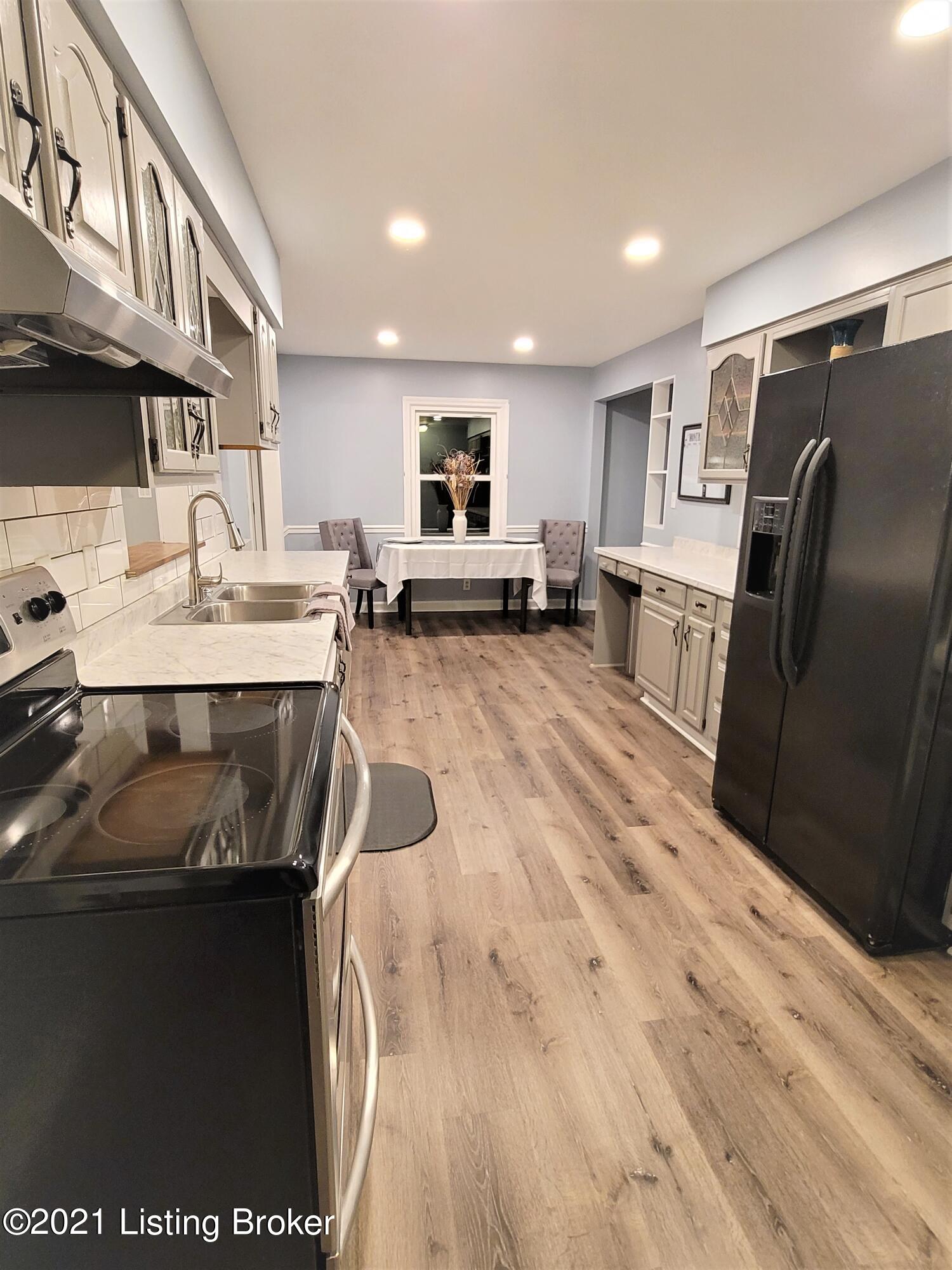 Kitchen 1