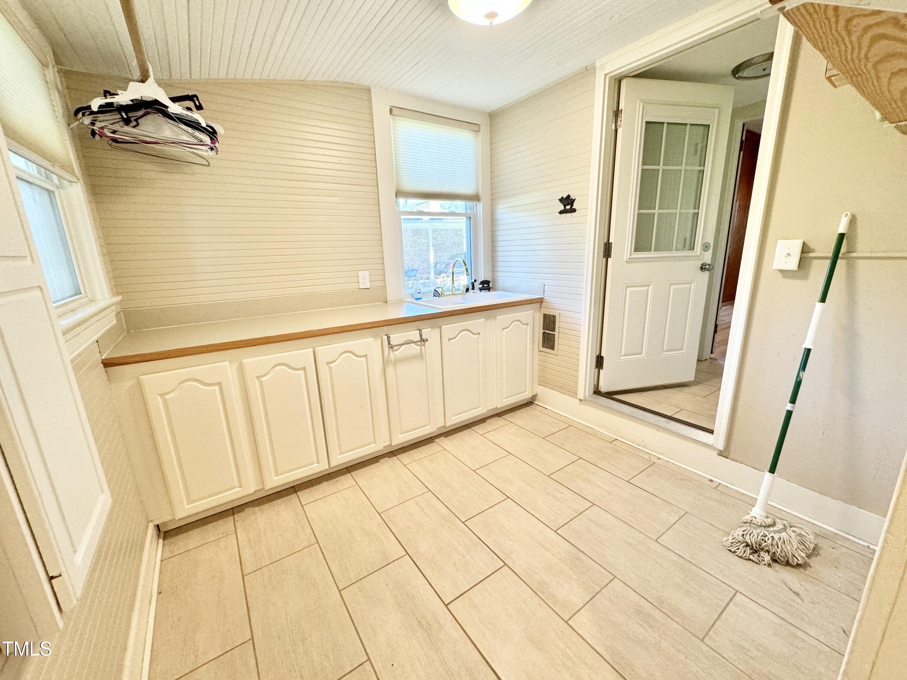 714 Oxford Road Roxboro, NC 27573 - Photo 24 of 34 IMG_7028