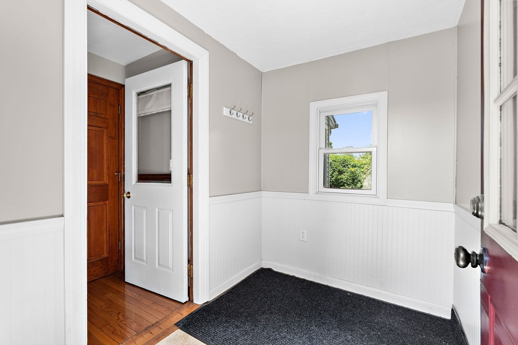 37 Angelo Street Worcester, MA 01604 - Photo 37 of 40