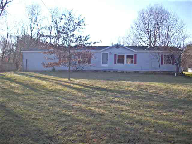 56883 Oak Road South Bend, IN 46619 - Photo 1 of 11 Gallery Image 1