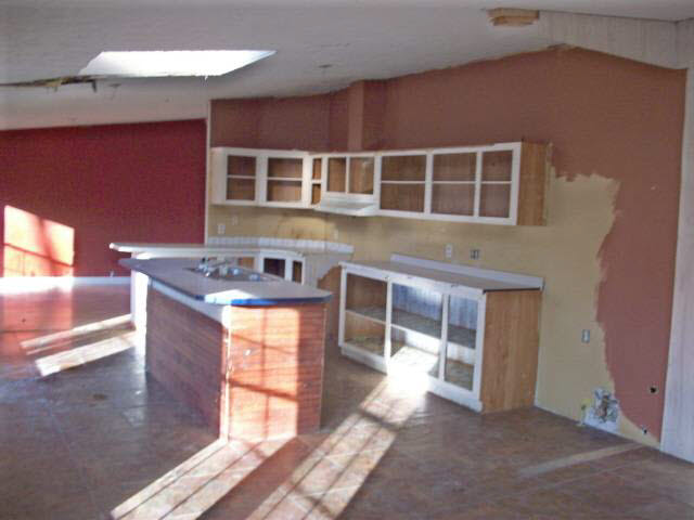 56883 Oak Road South Bend, IN 46619 - Photo 4 of 11 Gallery Image 4