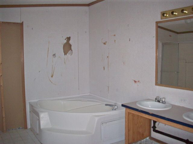 56883 Oak Road South Bend, IN 46619 - Photo 7 of 11 Gallery Image 7