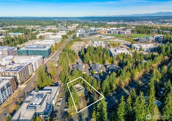 $7,500,000 | 15700 Northeast Bel Red Road, Bellevue, WA 98008