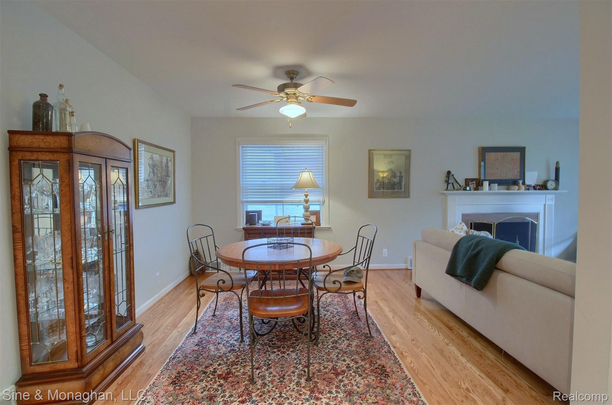950 Harcourt Road Grosse Pointe, MI 48230 - Photo 7 of 30 7-Dining Room.jpg