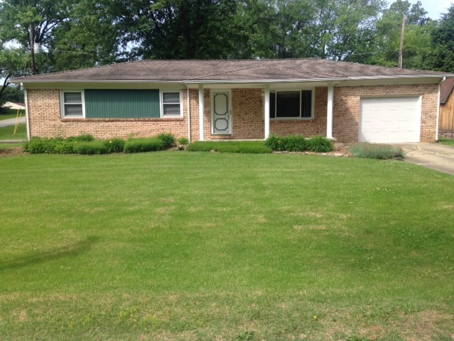 1719 Ridgeway Avenue Vincennes, IN 47591 - Photo 1 of 14 Gallery Image 1