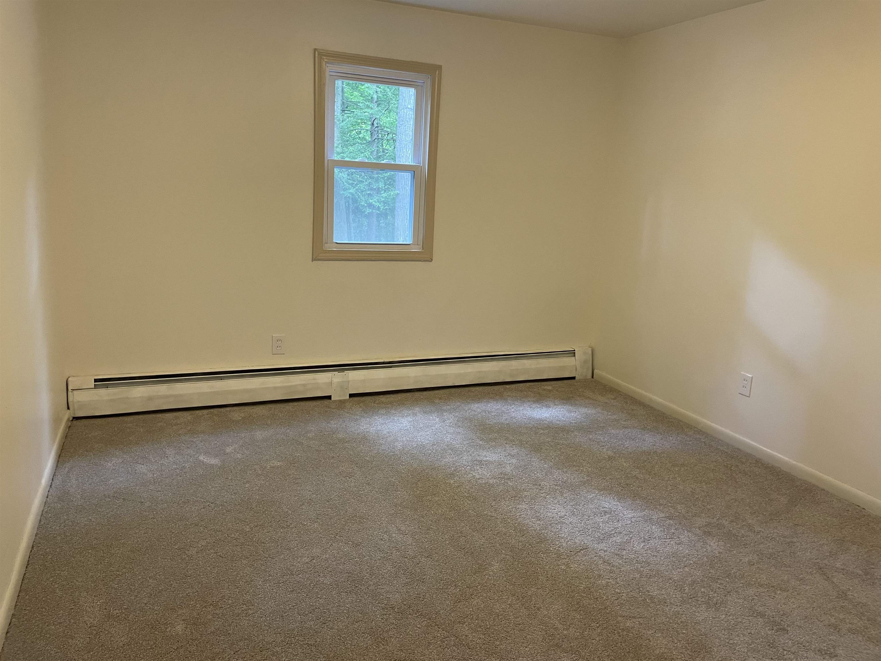 10 Bryant Court Rockingham, VT 05101 - Photo 20 of 48