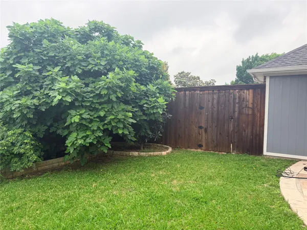 $3,260 | 2220 Sky Harbor Drive, Plano, TX 75025