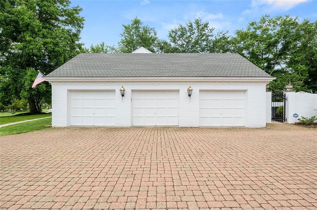 4283 Middle Road Allison Park, PA 15101 - Photo 2 of 25 Gallery Image 2