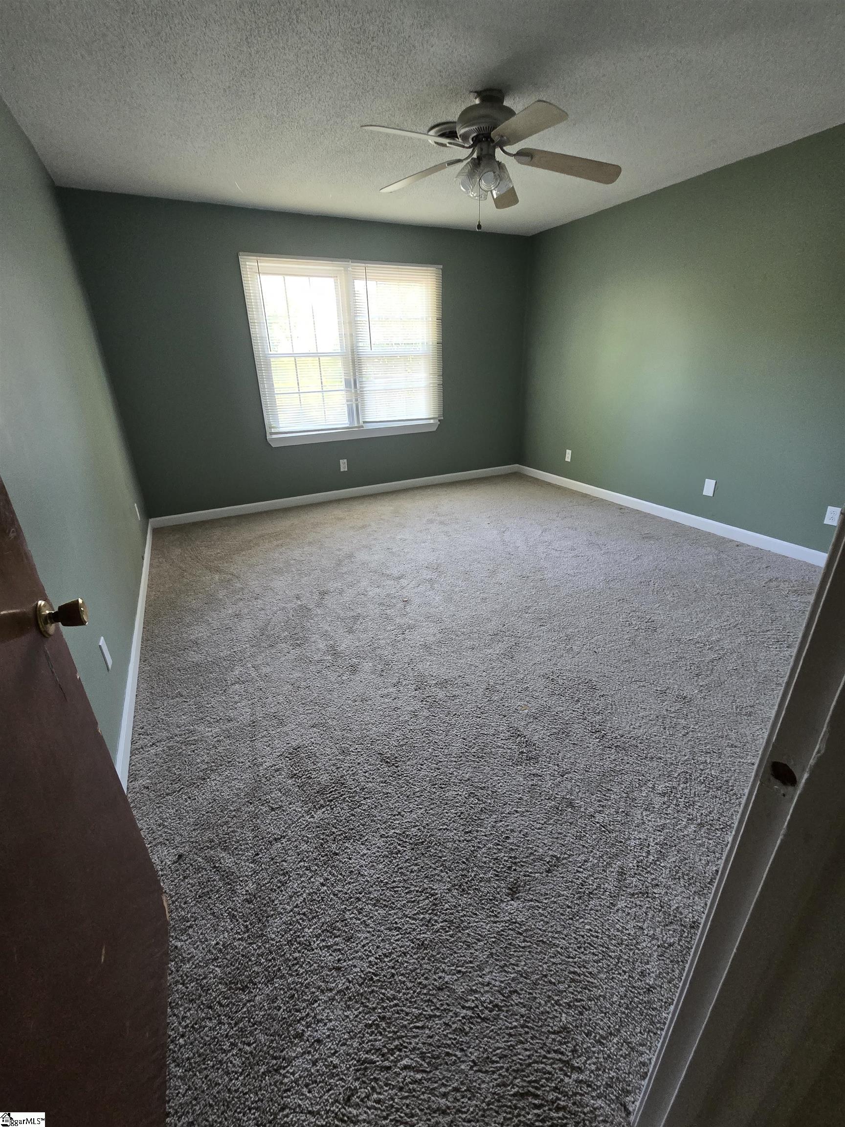 213 Cleveland Street Clinton, SC 29325 - Photo 3 of 5