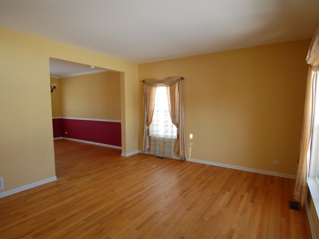 1494 Sutton Circle Wauconda, IL 60084 - Photo 2 of 24
