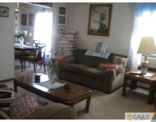 155 Vineyard Road Edison, NJ 08817 - Photo 2 of 8