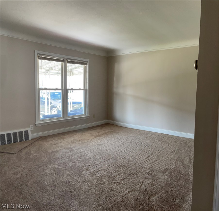 30056 Elgin Road Wickliffe, OH 44092 - Photo 4 of 16 Gallery Image 4