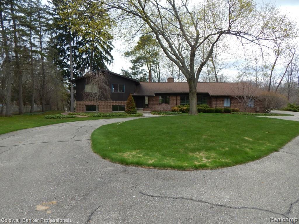 19846 Beverly Road Franklin, MI 48025 - Photo 50 of 51 DSCN1648.jpg