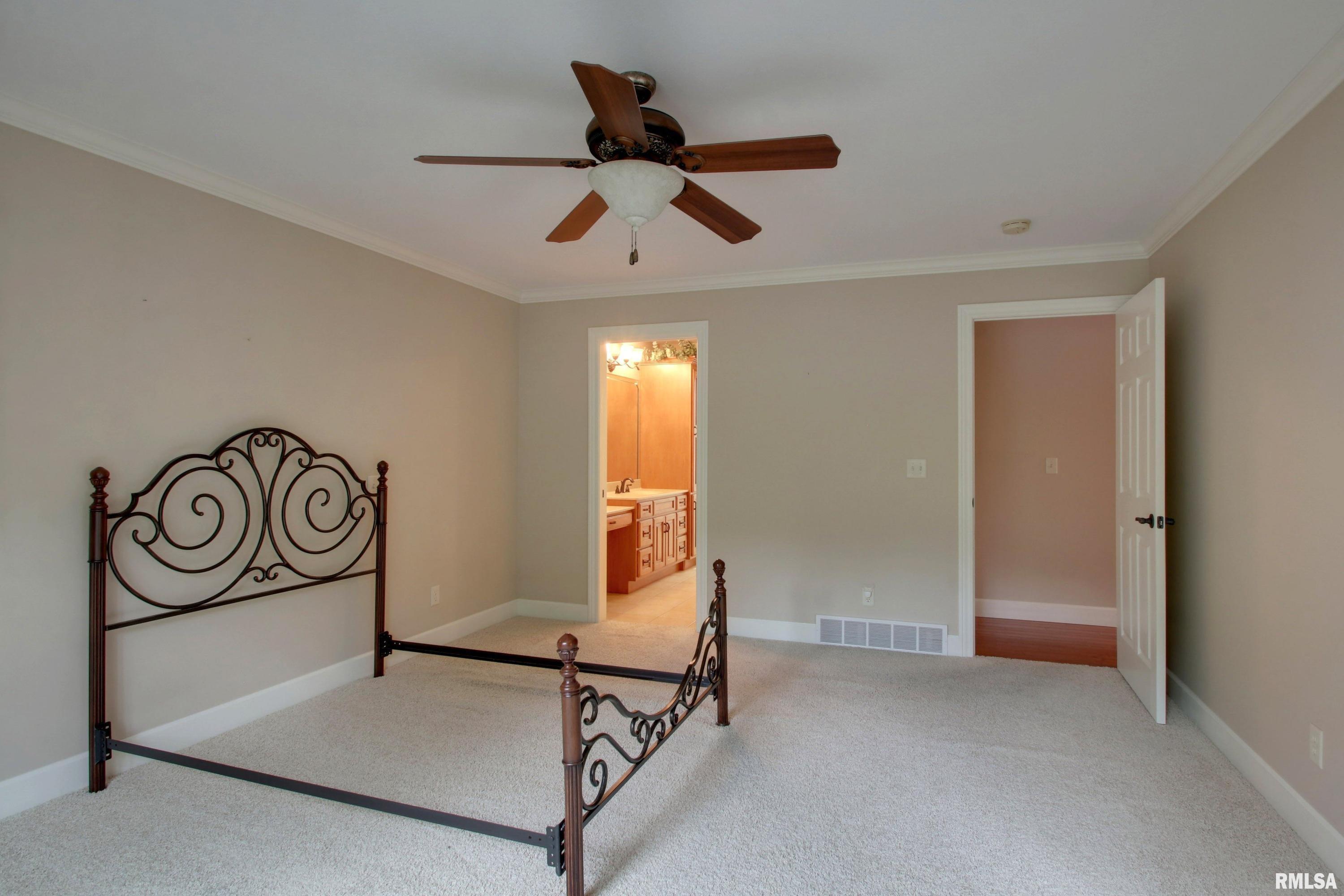 3982 Abbey Ridge Court Quincy, IL 62305 - Photo 12 of 25