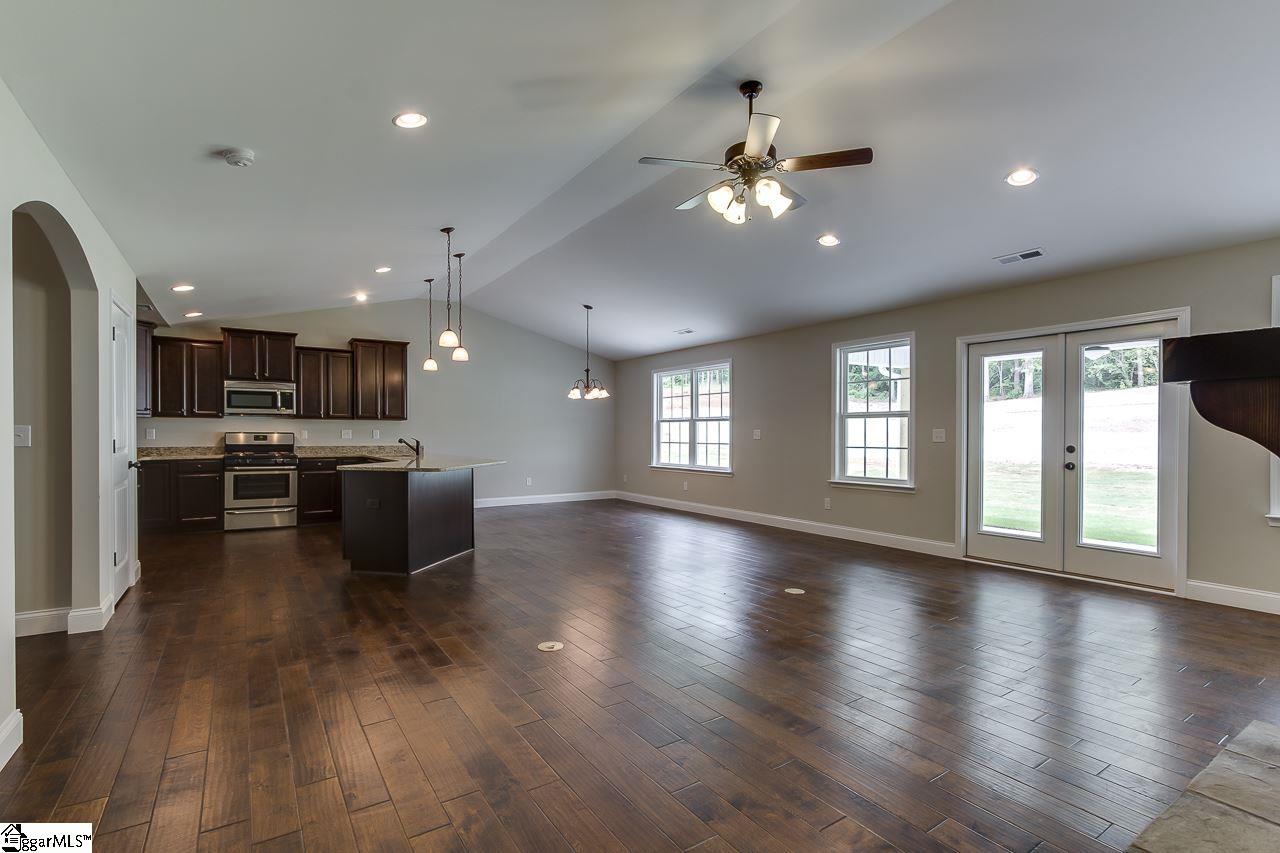 1826 Lake Cunningham Road Greer, SC 29651 - Photo 19 of 36 Gallery Image 19