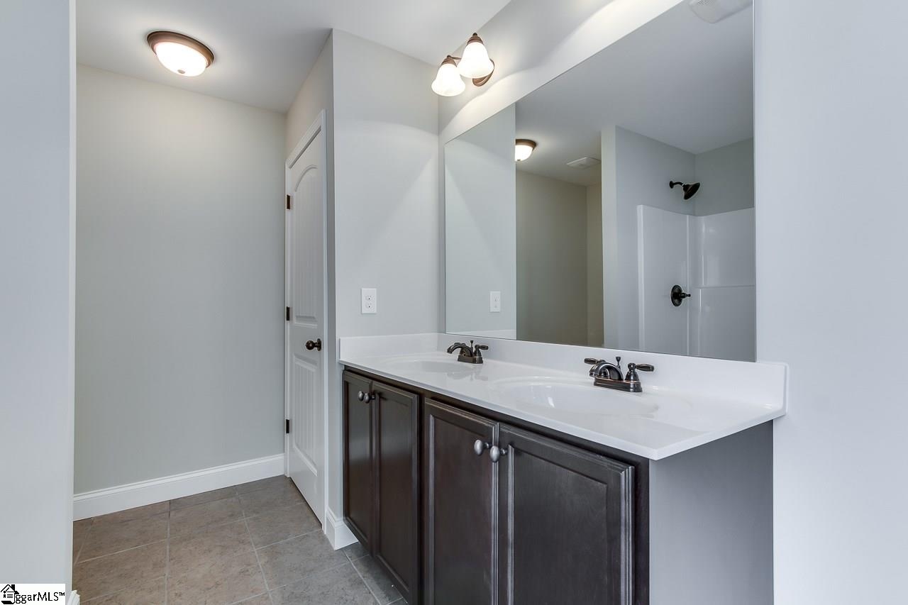 1826 Lake Cunningham Road Greer, SC 29651 - Photo 24 of 36 Gallery Image 24