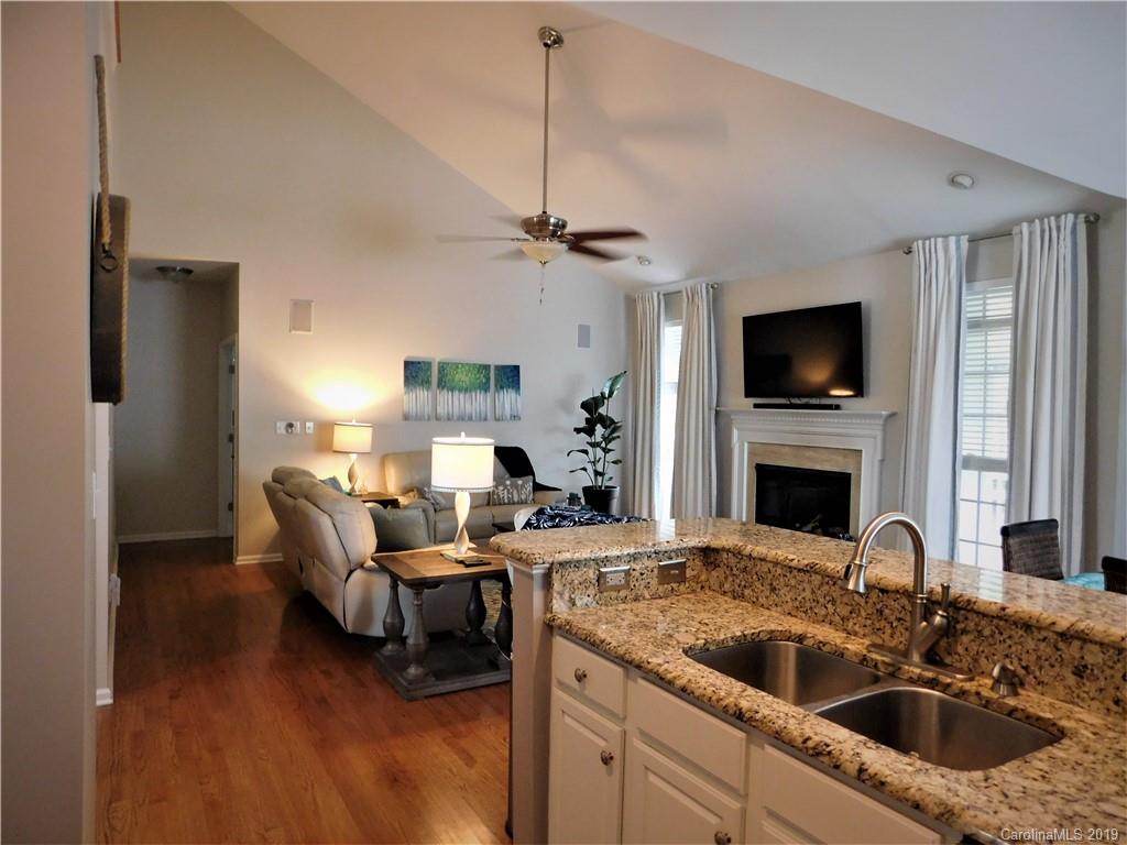 15816 Lavenham Road Huntersville, NC 28078 - Photo 3 of 20 Gallery Image 3