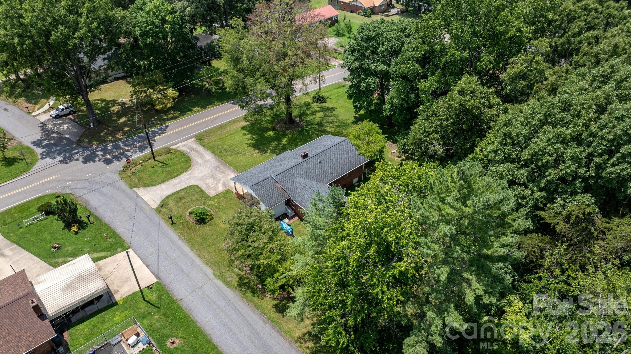 704 4th Street Southwest Conover, NC 28613 - Photo 27 of 28