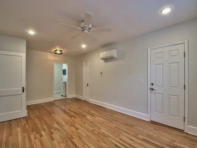 $1,550 | 500 East College Avenue, Unit F, Tallahassee, FL 32301