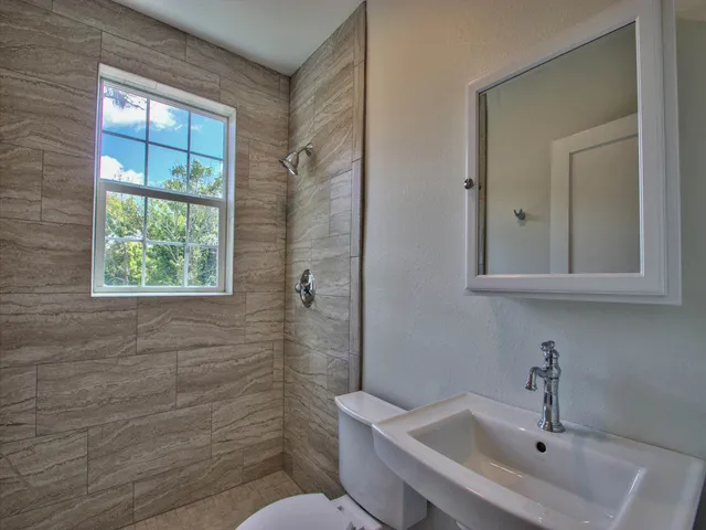 $1,550 | 500 East College Avenue, Unit F, Tallahassee, FL 32301