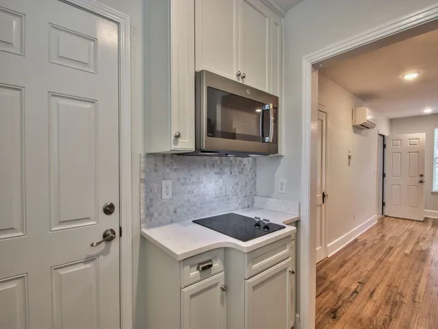 $1,550 | 500 East College Avenue, Unit F, Tallahassee, FL 32301