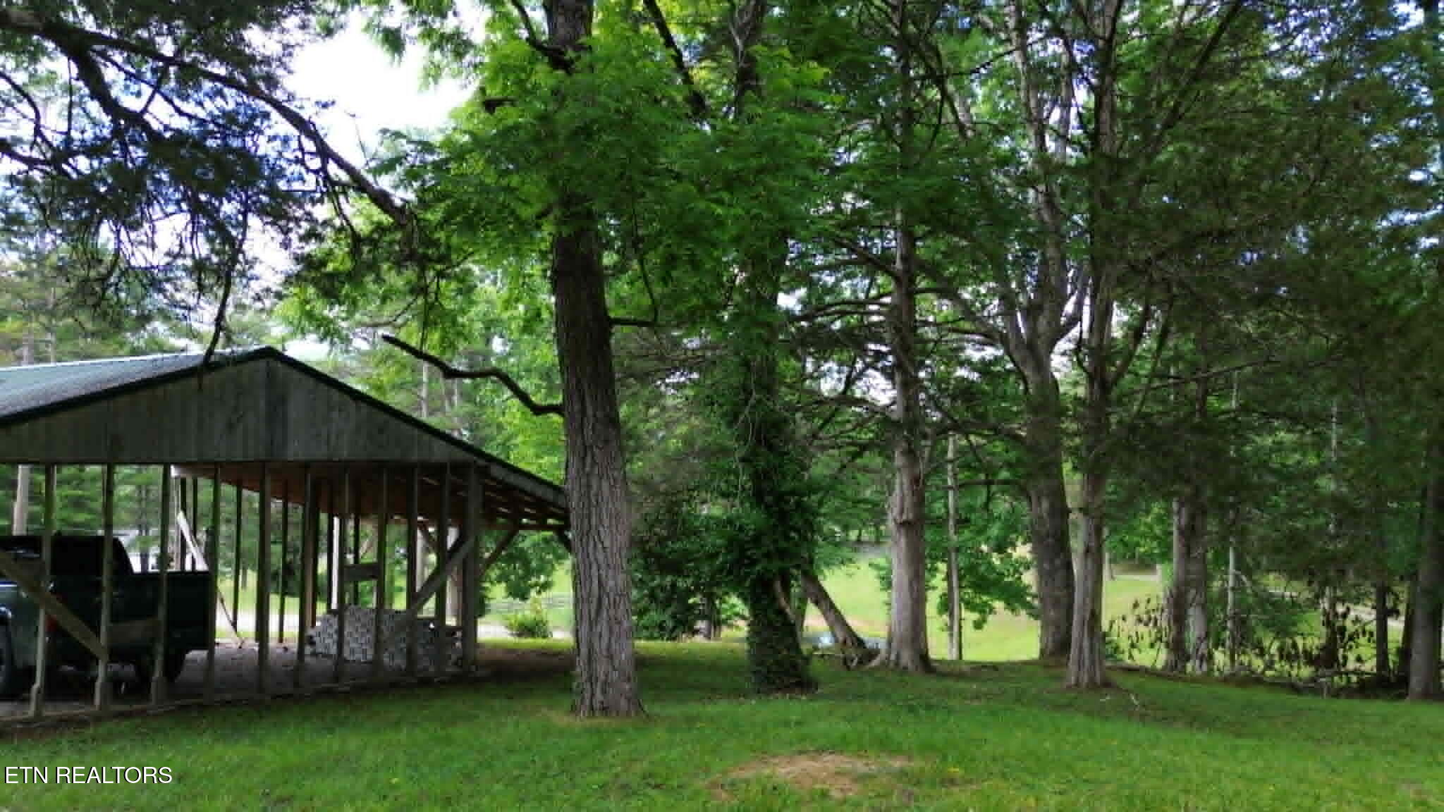 228 Marcella Road Cumberland Gap, TN 37724 - Photo 15 of 34 5890641e-70b8-4a7e-9ede-8a417f9ba082
