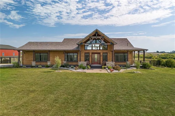 $1,250,000 | 8806 Northwest State Route, Hamilton, MO 64644