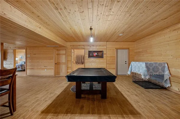 $1,250,000 | 8806 Northwest State Route, Hamilton, MO 64644