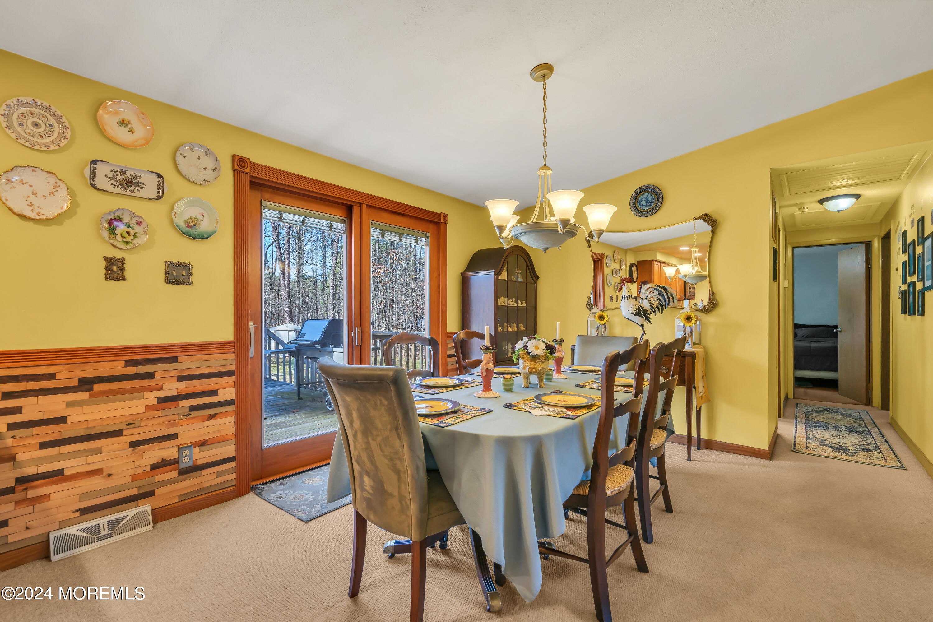 862 Cassville Road Jackson, NJ 08527 - Photo 16 of 35 D/R Sliders to deck