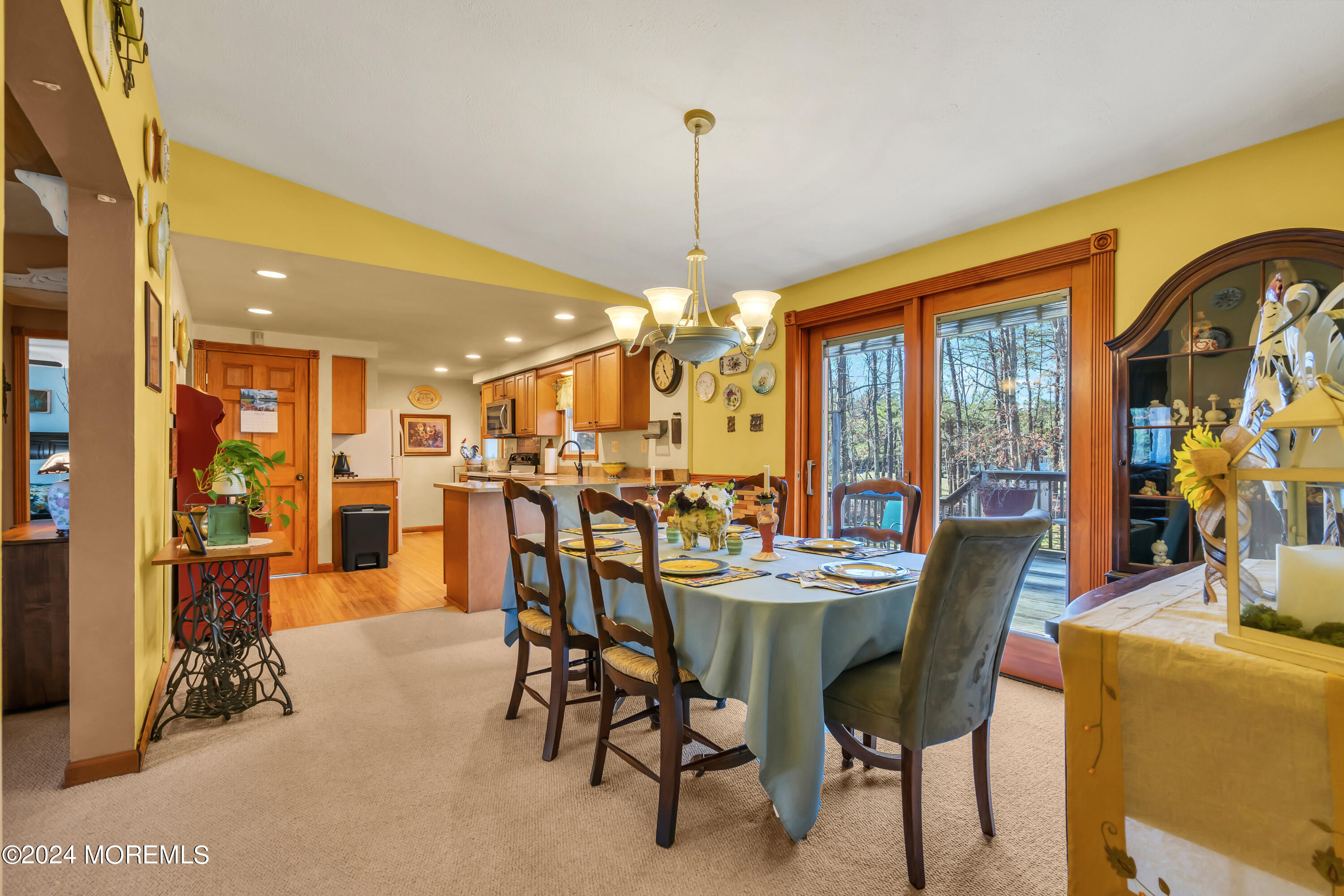 862 Cassville Road Jackson, NJ 08527 - Photo 18 of 35 Dining Room