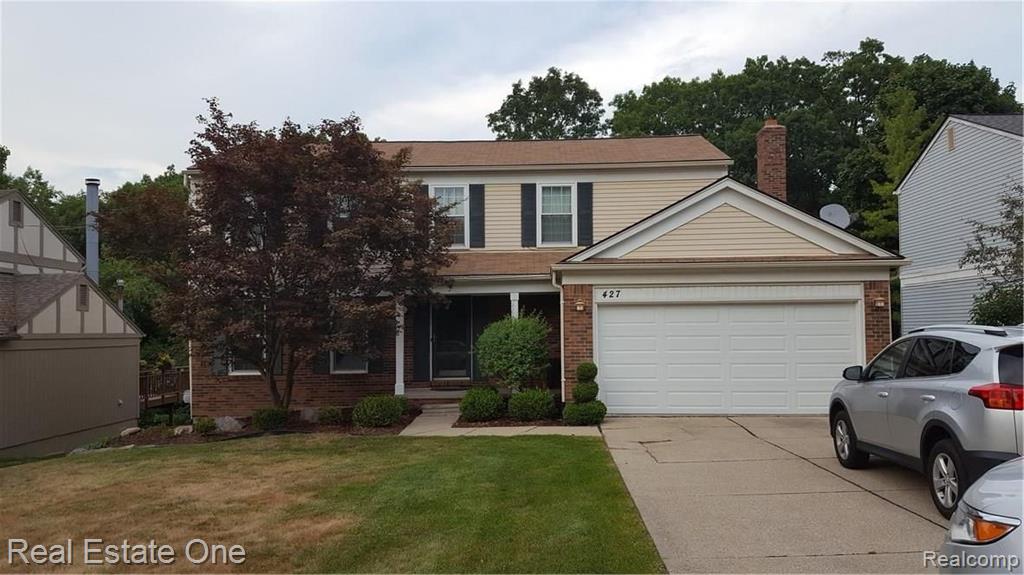427 Whitney Drive Rochester Hills, MI 48307 - Photo 2 of 13