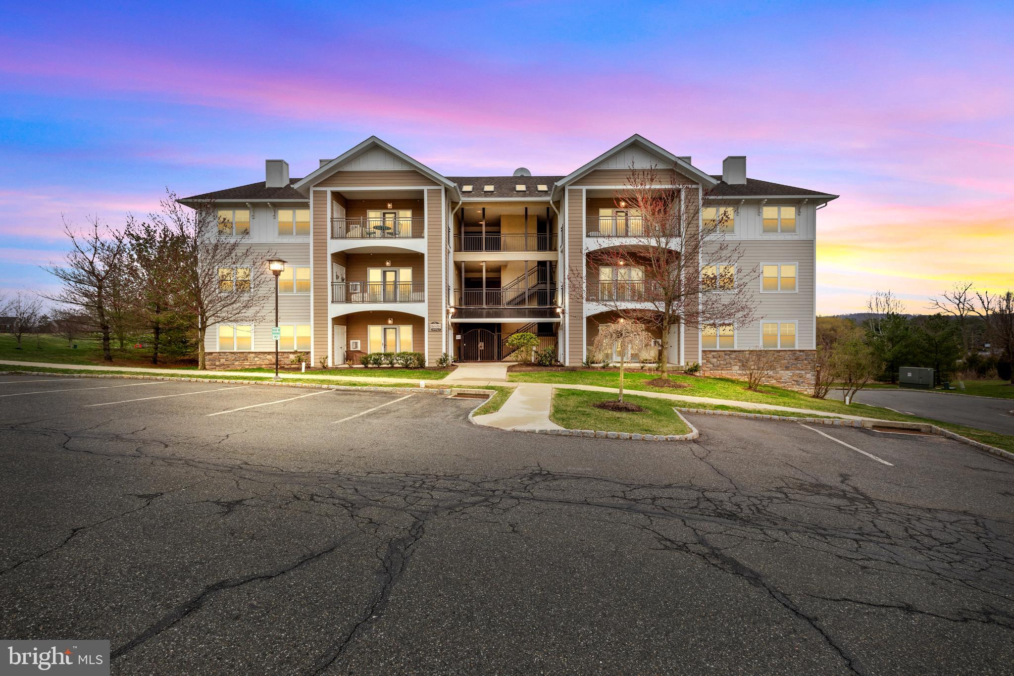 186 Bucktown Xing Road, Unit 43B Pottstown, PA 19465 - Photo 1 of 38 Great 3rd floor open concept condo