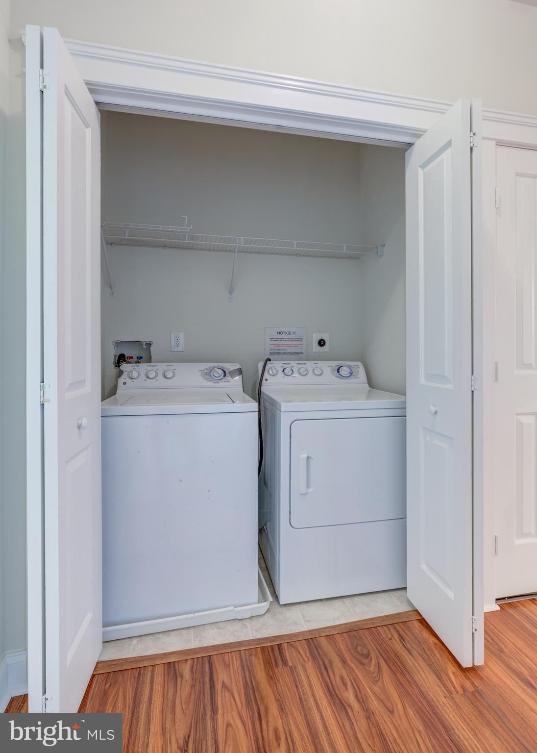 186 Bucktown Xing Road, Unit 43B Pottstown, PA 19465 - Photo 18 of 38 Washer & drier are included