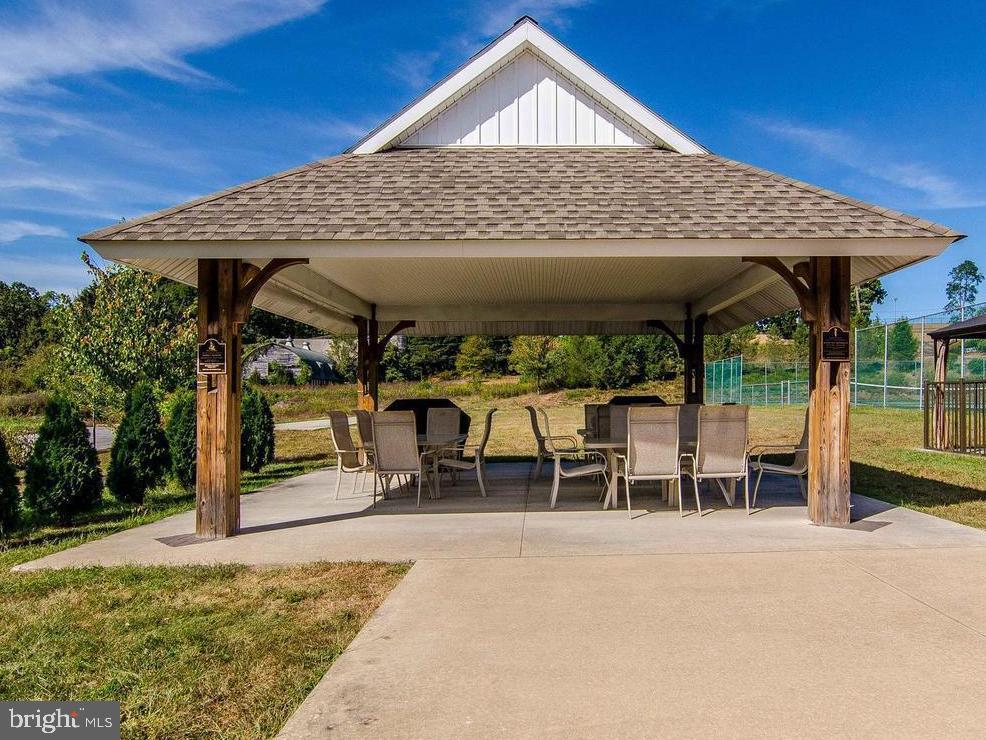 186 Bucktown Xing Road, Unit 43B Pottstown, PA 19465 - Photo 32 of 38 Gazebo for small outdoor gatherings
