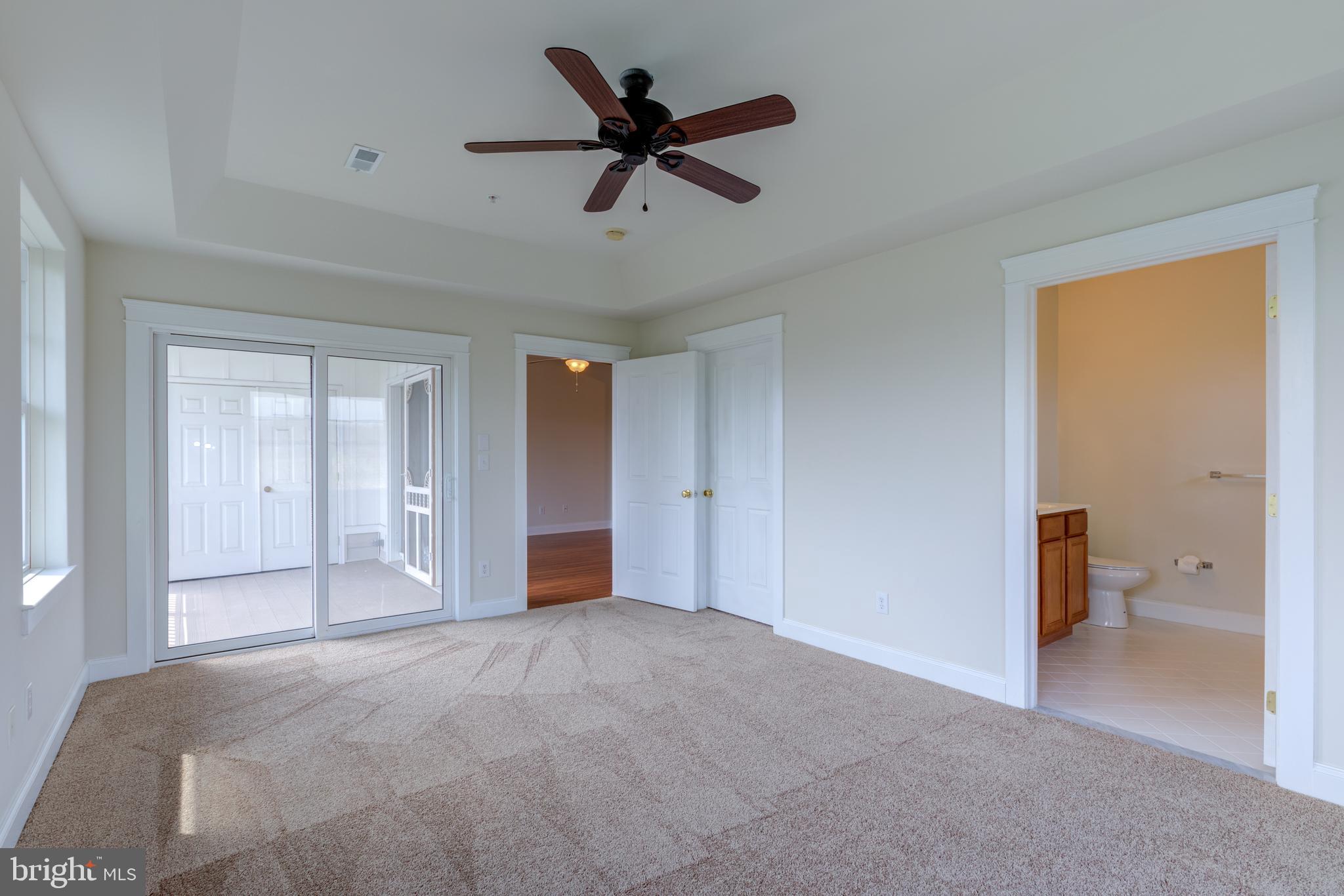 186 Bucktown Xing Road, Unit 43B Pottstown, PA 19465 - Photo 10 of 38 Primary offers access to deck
