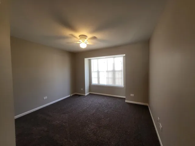 $460,000 | 541 Meadowview Drive, Wauconda, IL 60084