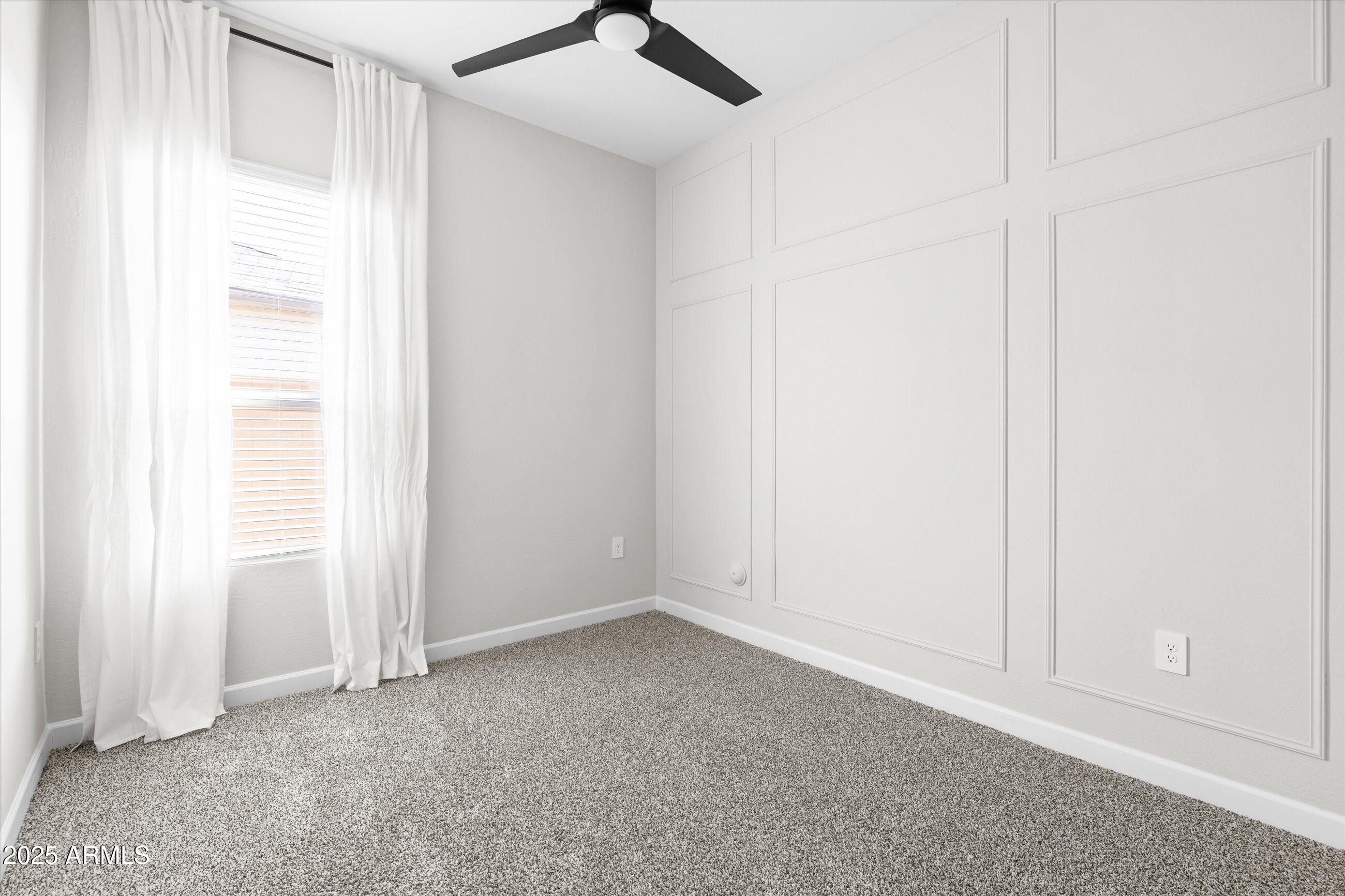 21425 North 59th Street Phoenix, AZ 85054 - Photo 34 of 47 an empty room with closet