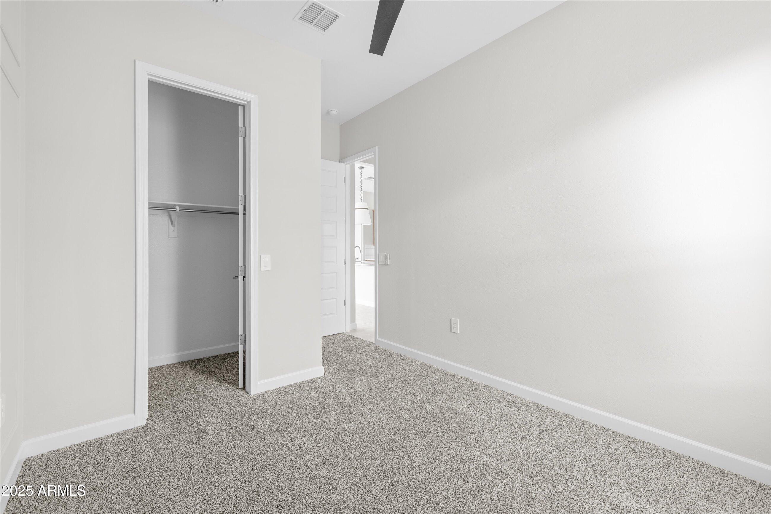 21425 North 59th Street Phoenix, AZ 85054 - Photo 35 of 47