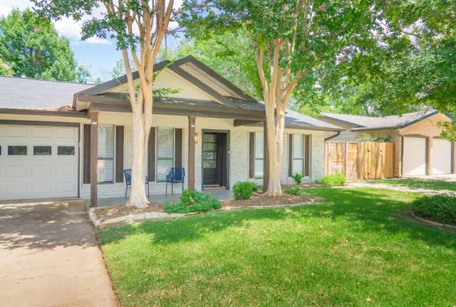 $775,000 | 7002 Whispering Oaks Drive, Austin, TX 78745