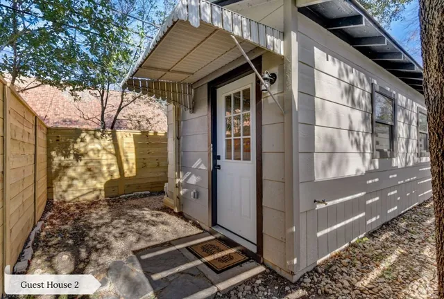$775,000 | 7002 Whispering Oaks Drive, Austin, TX 78745