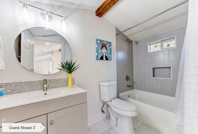 $775,000 | 7002 Whispering Oaks Drive, Austin, TX 78745