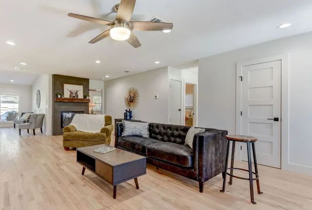 $775,000 | 7002 Whispering Oaks Drive, Austin, TX 78745